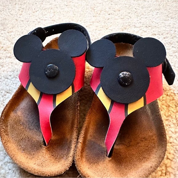 Birkenstock Disney Mickey Mouse Sandals - Picture 4 of 9